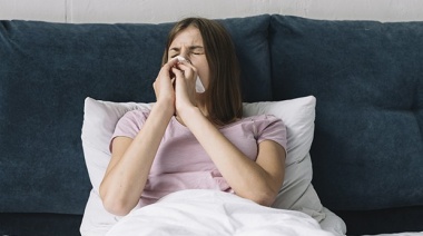 Cuatro nuevos síntomas vinculados al coronavirus fueron detectados