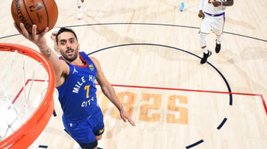 Facundo Campazzo la rompió toda en el triunfo ante Lakers