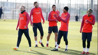 El poster del equipo de la decada le correponde al Barcelona, segun la IFFHS