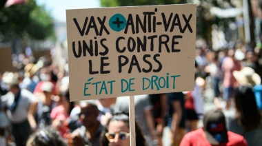 Protestas en Francia contra la “dictadura sanitaria”