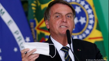 Bolsonaro, el primer presidente en el mundo en animarse a correr el velo y decir la verdad sobre las vacunas