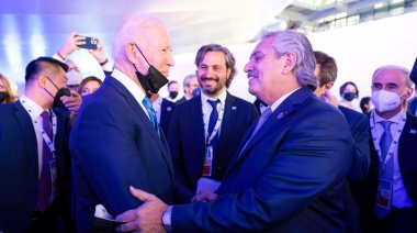Biden convoca y Alberto descoloca