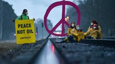 Más sanciones para Putin: La Unión Europea decidió dejar de importar el 90% del petróleo ruso