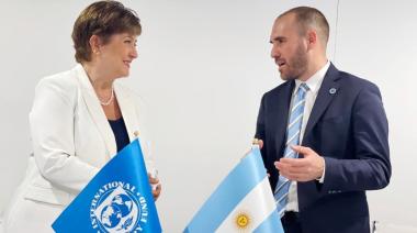 El FMI aprobó la primera revisión del acuerdo con Argentina