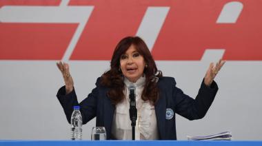 Los poemas de Cristina: En un recargado discurso, recitó, entre otras cosas, que la unidad del FdT nunca estuvo en discusión