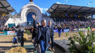Mauricio Macri: "El futuro es con el campo, no contra el campo"