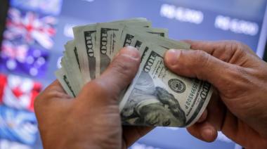 El dólar ahora baja… O mejor dicho, el peso ahora sube