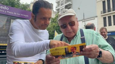 Peretta estuvo en Boedo llevando sus "remedios" para la Ciudad
