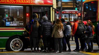 Transporte público: como no llegan los subsidios a tiempo, los colectivos del AMBA funcionan con servicio reducido