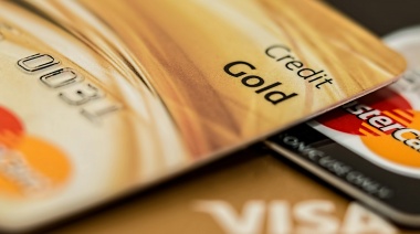 Según un informe de First Capital Group, en febrero, el consumo con tarjeta de crédito aumentó apenas un 1,4%