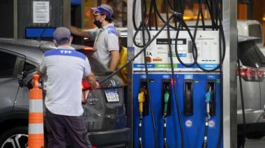 A partir de las 00.00, YPF volvió a la carga con un nuevo aumento de combustibles