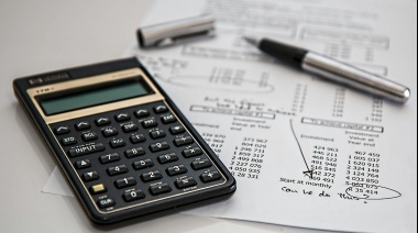 ¡Al relato ya no lo creen ni los propios relatores: en junio aumenta todo! Alquileres, prepagas, combustibles, transporte, internet y hasta el guiso de la abuela