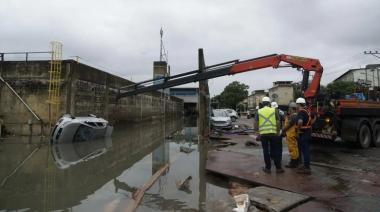 Tristeza nao tem fim: un temporal en Río de Janeiro dejó como saldo inundaciones y al menos 11 muertos