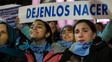 Un grupo de diputados de LLA, presentó un proyecto de ley para derogar el aborto legal