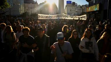¡23A! Sospecha confirmada: de un legítimo reclamo a la aparición de Massa, Lousteau, Kicillof, Galmarini y Moyano… Los quiosqueros de la política y sus punteros universitarios