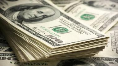 Caputo repite que "no vamos a devaluar"... Pero en dos meses, pasamos de un dólar de $950 a más de $1500... Moraleja: ya estamos devaluando
