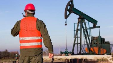 Impuesto a las Ganancias, sinónimo de pérdidas: debido a los cambios, los trabajadores petroleros amenazan con un paro nacional que afectaría a las estaciones de servicios y a los aeropuertos