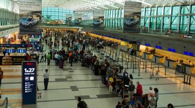 Ante los reiterados paros: el PRO y la UCR presentaron un proyecto para declarar, como servicio estratégico, a la aviación civil y comercial