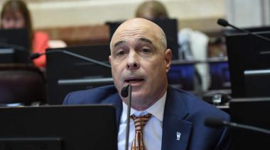 Que haga política con su bolsillo: sale a la luz que el senador Bartolomé Abdala tiene 20 asesores que pagan los argentinos