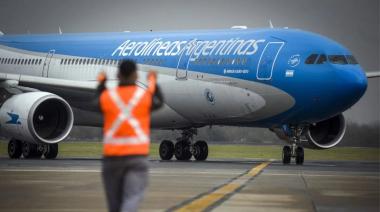 El futuro de Aerolíneas Argentinas: Guillermo Francos confirmó que desde Nación se están reuniendo con empresas privadas para su privatización