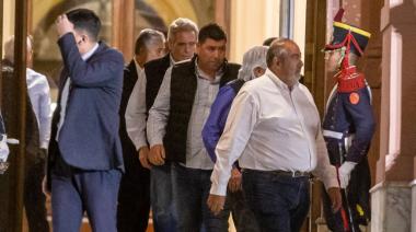 ¿Cambiar para que nada cambie? Llamativo acuerdo entre la CGT y la Casa Rosada, para frenar un proyecto que limita la reelección en los sindicatos y gremios
