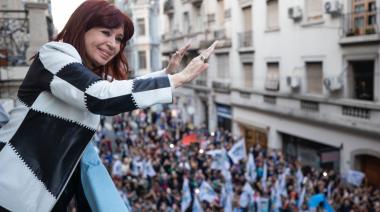 ¿Peronismo con K o sin K? Parece joda... Wado de Pedro y Mayra Mendoza comenzaron la campaña para que CFK conduzca el PJ Nacional