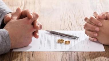 Divorcio exprés: mientras el Gobierno intenta impulsar una simplificación, los que viven de los conflictos intentan frenarlo