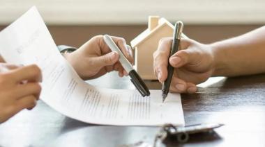 Según un informe del Observatorio del Colegio Profesional Inmobiliario, el 90% de los contratos de alquiler se pactan en pesos