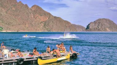 Fin de semana XXL: CAME informó que se movilizaron 1,4 millones de turistas por todo el país y gastaron 196.000 millones de pesos
