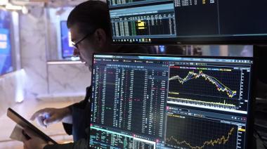 En el primer día hábil del año, el riesgo país llegó a 610 puntos básicos y volvió a marcar un nuevo récord