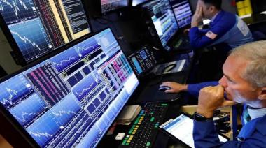 Continúan las señales de mejoras de la economía: el riesgo país volvió a marcar un nuevo récord y cayó a 569 puntos básicos