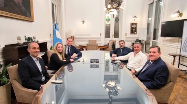 Alianza PRO y LLA en provincia de Bs. As: para que no se repita la historia, donde terminaron siendo funcionales al kirchnerismo, Karina se reunió con Santilli y Ritondo