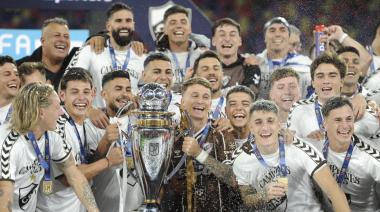 Deportes: el Calamar se consagró campeón por primera vez en su historia