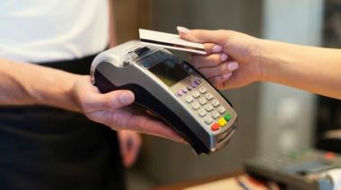 Según datos de una consultora privada, el consumo con tarjeta de crédito en dólares fue el más alto desde la salida de la convertibilidad