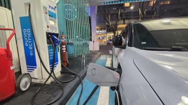 El Gobierno de la Ciudad Autónoma de Buenos Aires autorizó la instalación de puestos de carga para autos eléctricos