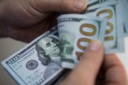 Esta semana y con el clima pre-electoral, el dólar oficial pegó un salto de $25 y cerró a $1.455
