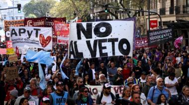 Hoy se viene la tercera marcha federal frente al Congreso en contra de los vetos de Milei