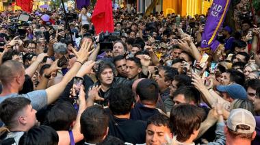 Como es habitual, una multitud acompañó al presidente Javier Milei, esta vez en Córdoba: “Sigan apoyando a este Gobierno, porque esta vez vale la pena”