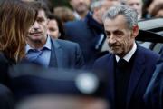 Francia: acompañado por su familia, el ex presidente Nicolás Sarkozy ingresó a la prisión La Santé, donde cumplirá su condena de cinco años