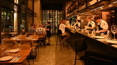 No levanta el consumo, marcas que se van y restaurantes que cierran: tal es el caso de Franca y Sál, que bajan sus persianas por la situación actual