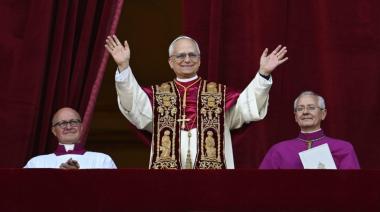 Humo blanco en el Vaticano: finalmente durante el cónclave, fue designado el norteamericano Robert Prevost como nuevo papa y será conocido como León XIV