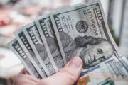 El movimiento del dólar: según analistas, estará en $1.300 a fin de año