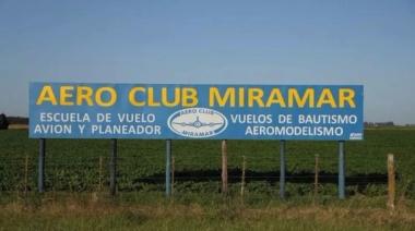 Tragedia en Miramar: una mujer de 52 años falleció mientras se tiraba en paracaídas, puesto que dicho equipo nunca se abrió