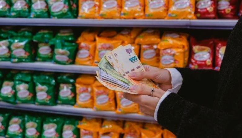 En octubre, una familia tipo necesitó $345.295 para no ser pobre