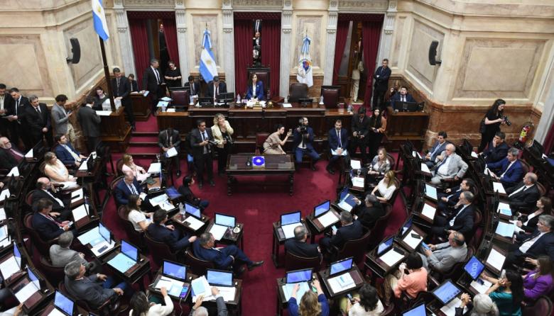 Sobre los 9 millones y medio: los senadores de la LLA tomaron la decisión de renunciar al aumento de sus dietas