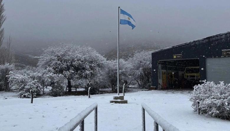 La ola polar no da respiro en Argentina: en los últimos días, nevó no sólo en la Patagonia, sino también en Córdoba, Mendoza, San Luis y hasta en la provincia de Buenos Aires