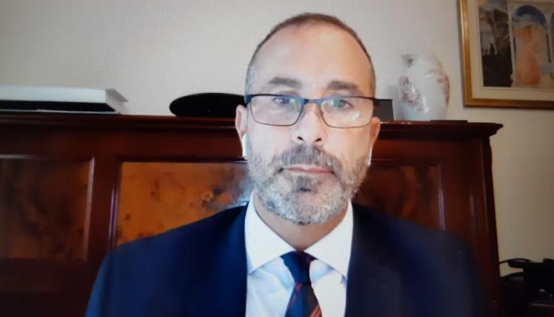 Cristina, tras las rejas: el juez Gorini, quien había pedido licencia para esta misma semana, aseguró que se quedará en el país para resolver la prisión domiciliaria de la ex presidente