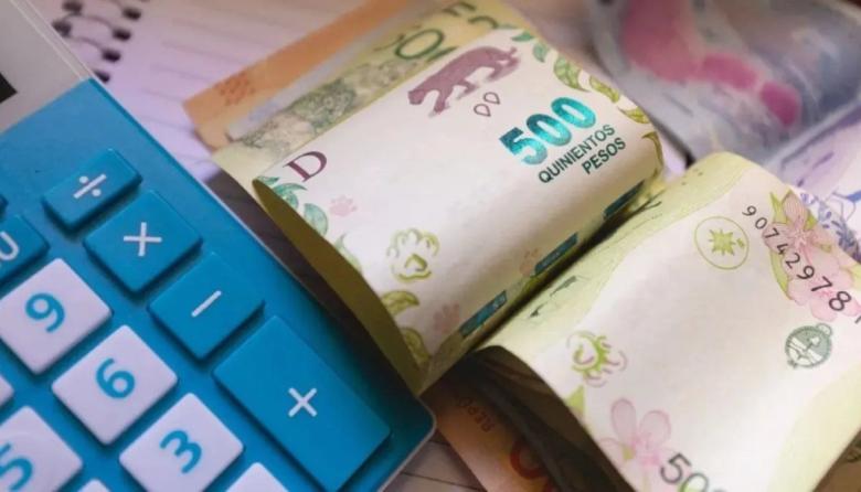 La macro de 10, pero la micro en chancletas… En julio, todo aumenta de nuevo: combustibles, luz, gas, telefonía y cable, colegios, etcétera