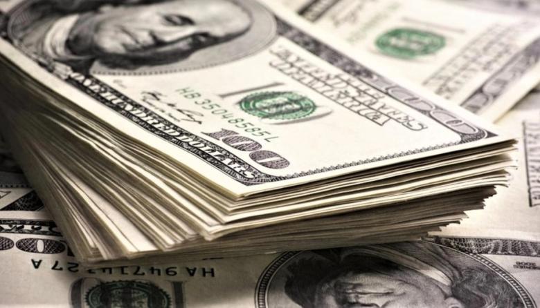 Cada domingo que gana una elección el kirchnerismo, luego prosigue un lunes negro: subió el dólar, cayó el Merval, aumentó el riesgo país y caen las acciones 19%