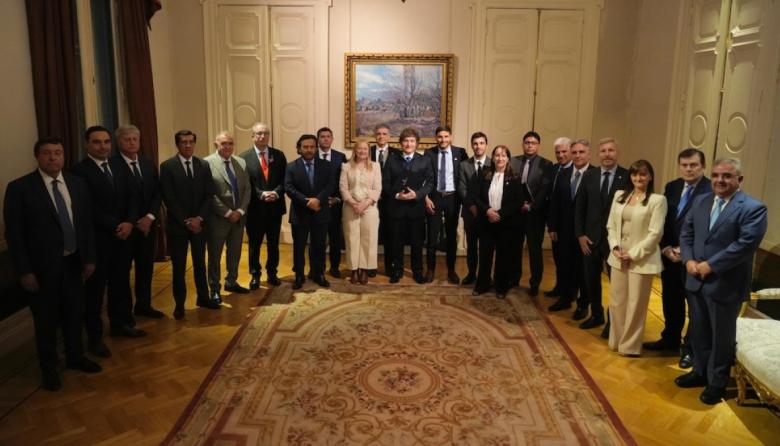 El poder reordena: a cuatro días de las elecciones, Milei se reunió con 20 gobernadores y calificó el encuentro como “extremadamente positivo”